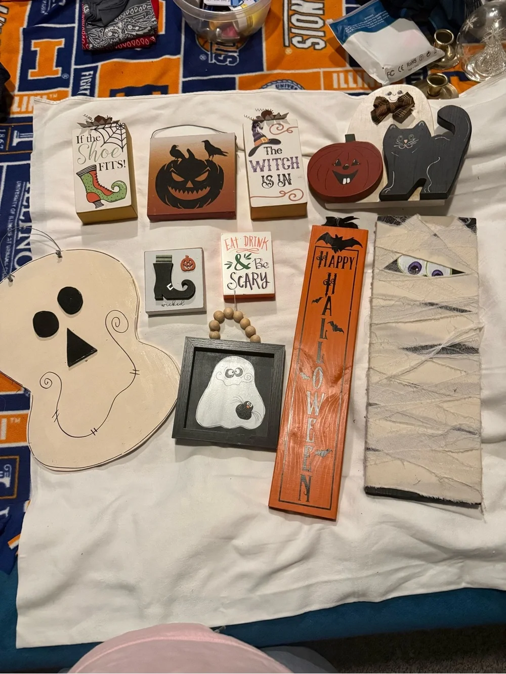 Halloween Home Accent Mix in Orange, Black, White